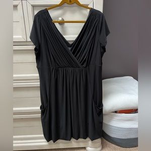 Women’s short sleeve mushroom bottom dress